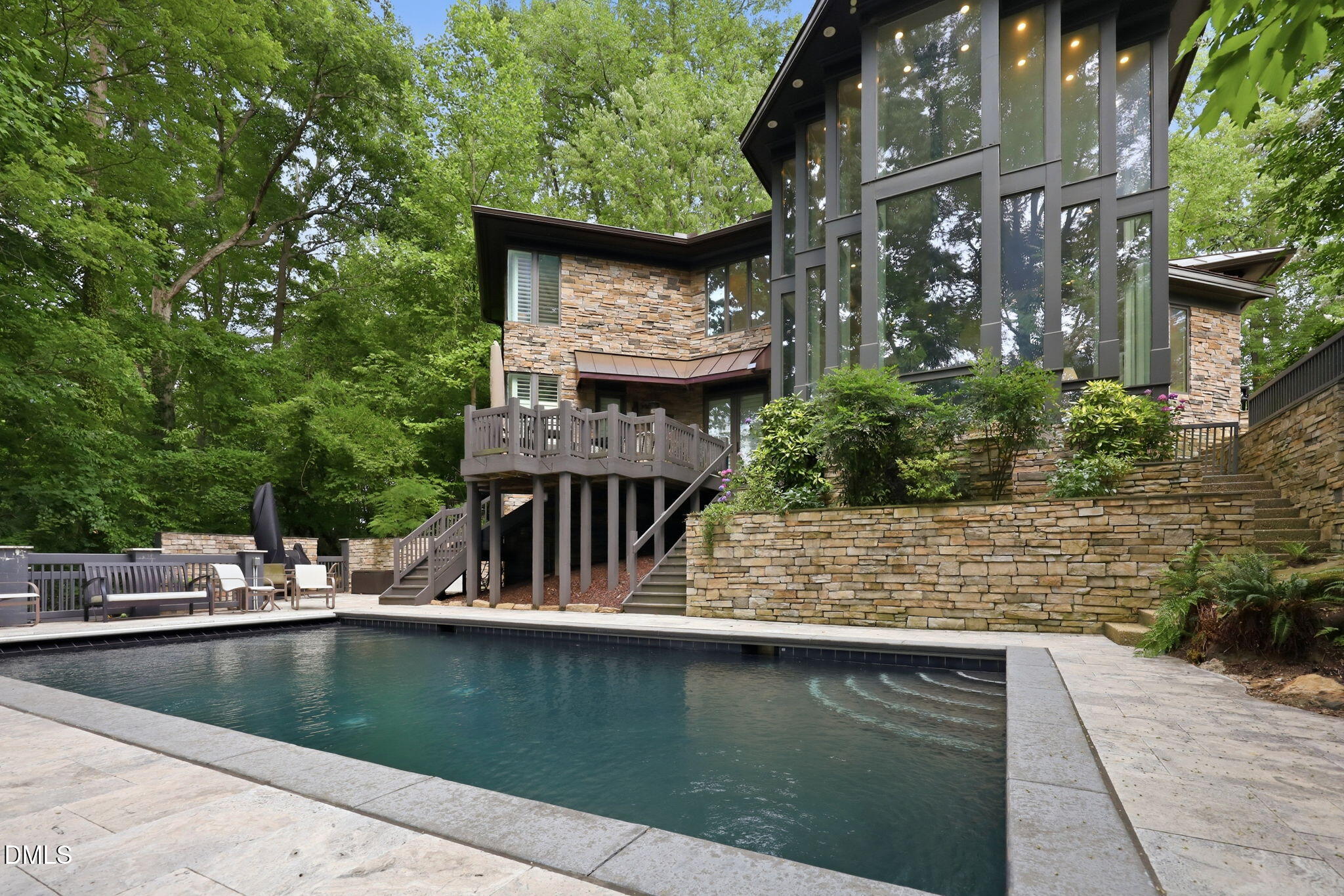 2828 Exeter Circle Raleigh, NC 27608 - Photo 44 of 67