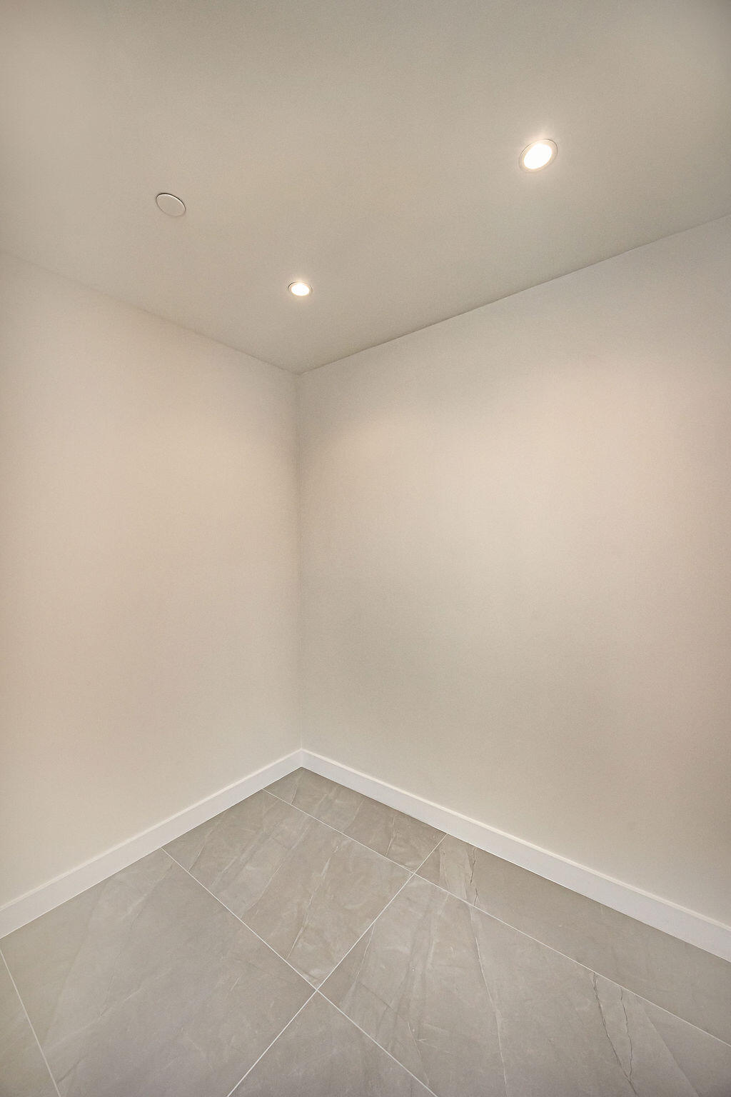 220 Southeast Mizner Boulevard, Unit 204 Boca Raton, FL 33432 - Photo 39 of 86 0033_5219