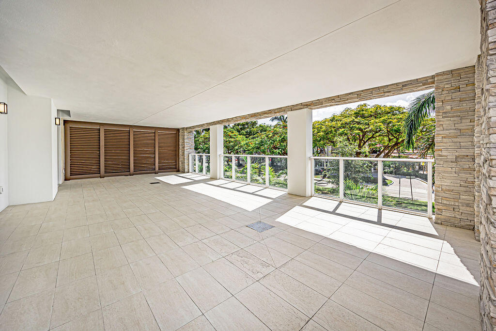 220 Southeast Mizner Boulevard, Unit 204 Boca Raton, FL 33432 - Photo 48 of 86 0043_5327