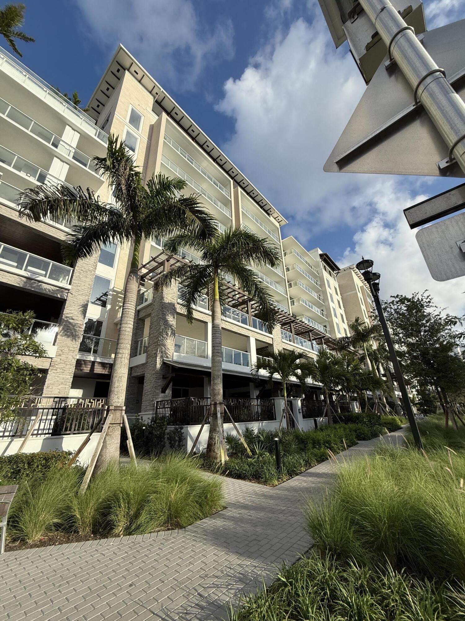 220 Southeast Mizner Boulevard, Unit 204 Boca Raton, FL 33432 - Photo 62 of 86 IMG_4460