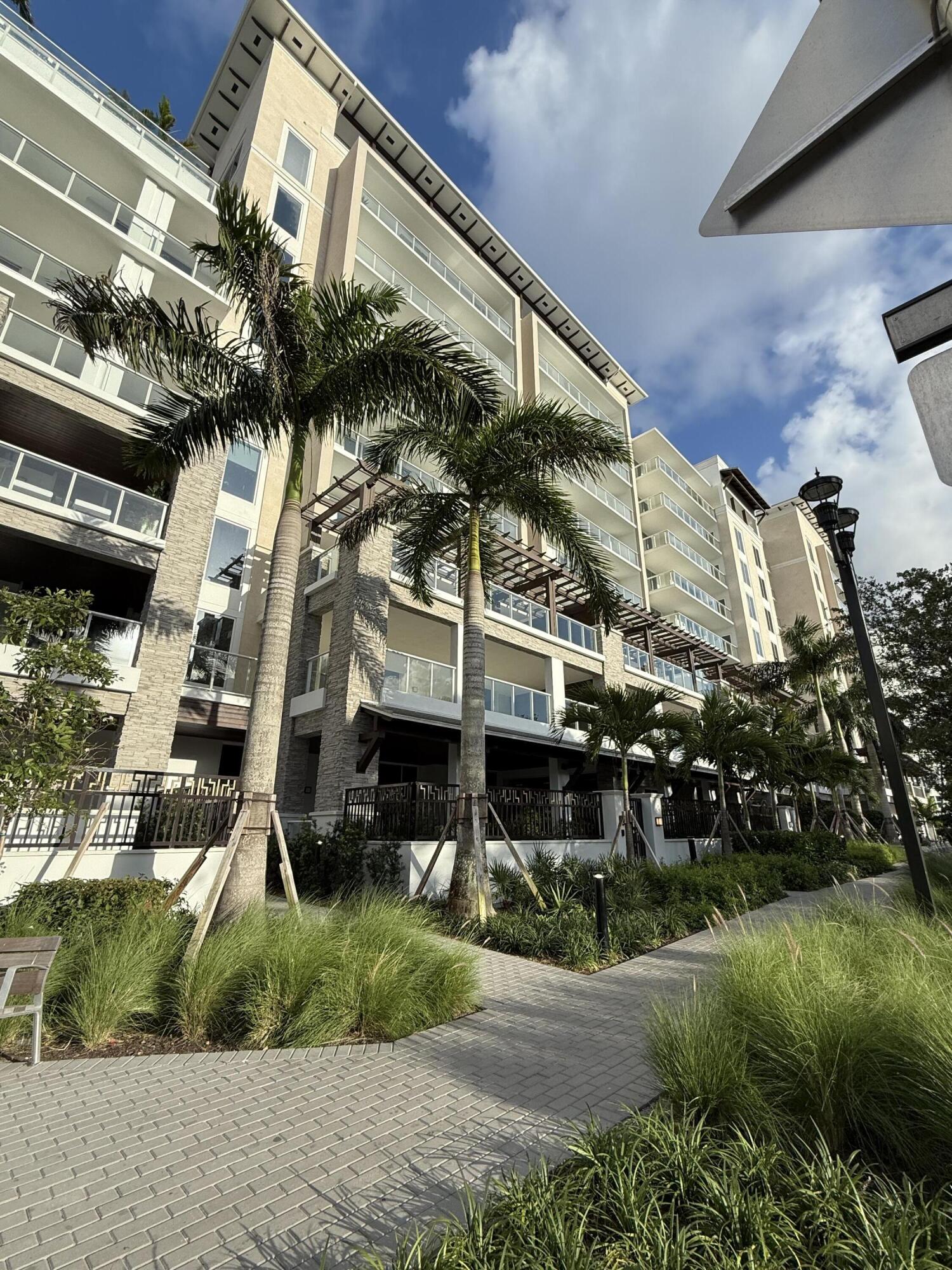 220 Southeast Mizner Boulevard, Unit 204 Boca Raton, FL 33432 - Photo 63 of 86 IMG_4458