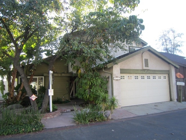 2807 Ledgetop Place Spring Valley, CA 91977 - Photo 1 of 23 2708 Ledgetop - Welcome Home!! Cul-de-sac location overlooking the park and off to the mountains!