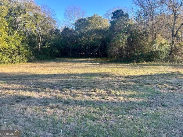 a view of an outdoor space and yard