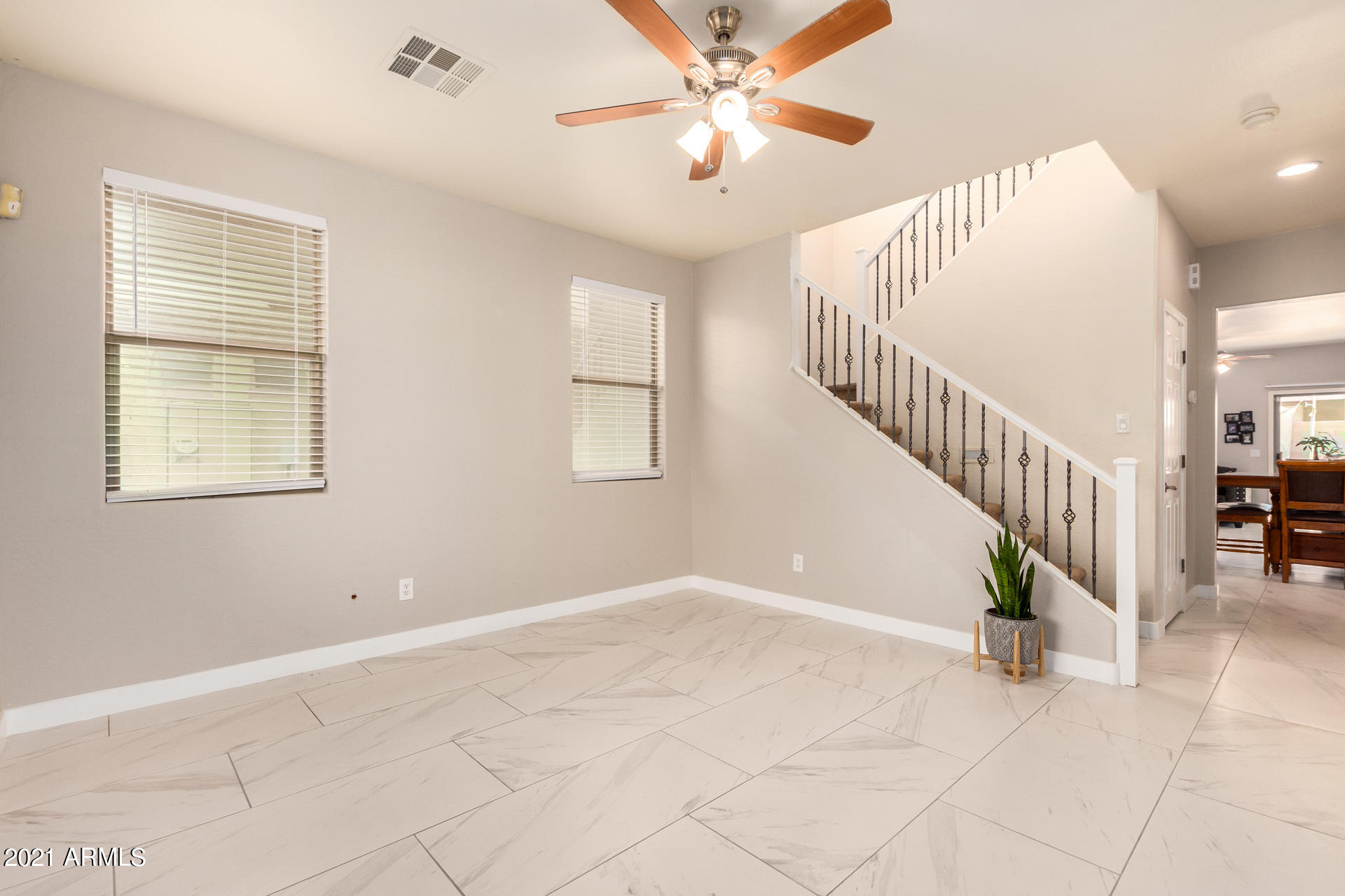 9368 West Cordes Road Tolleson, AZ 85353 - Photo 5 of 18 08-Cordes
