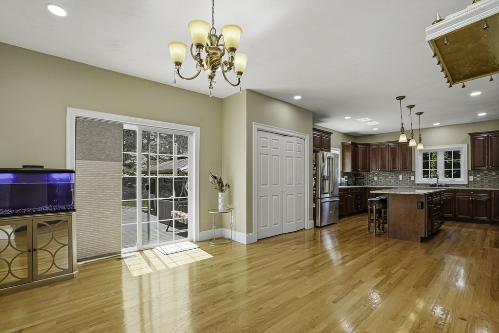 120 Mohawk Path Holliston, MA 01746 - Photo 20 of 36