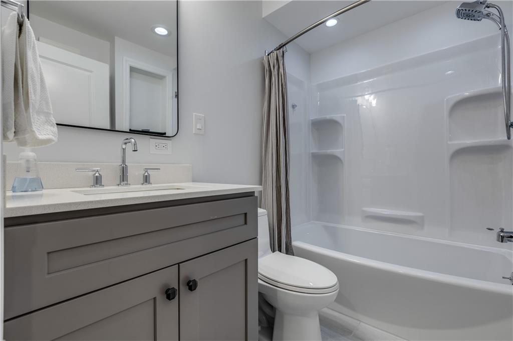 323 Ranchero Drive Coraopolis, PA 15108 - Photo 21 of 24 Gallery Image 21