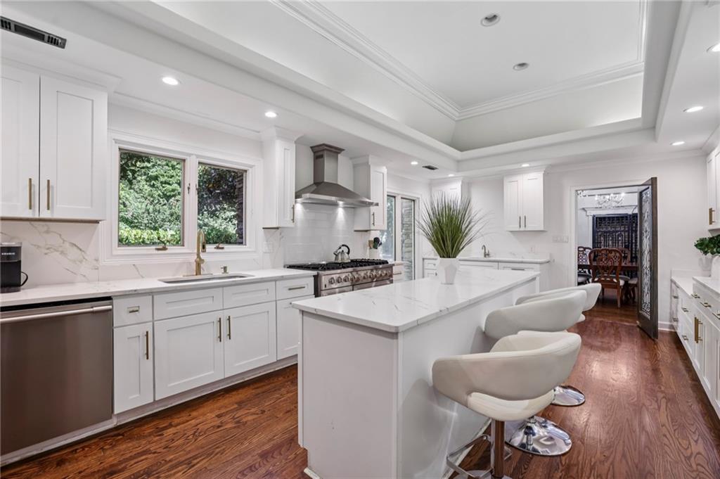 13039 Freemanville Road Alpharetta, GA 30004 - Photo 14 of 62