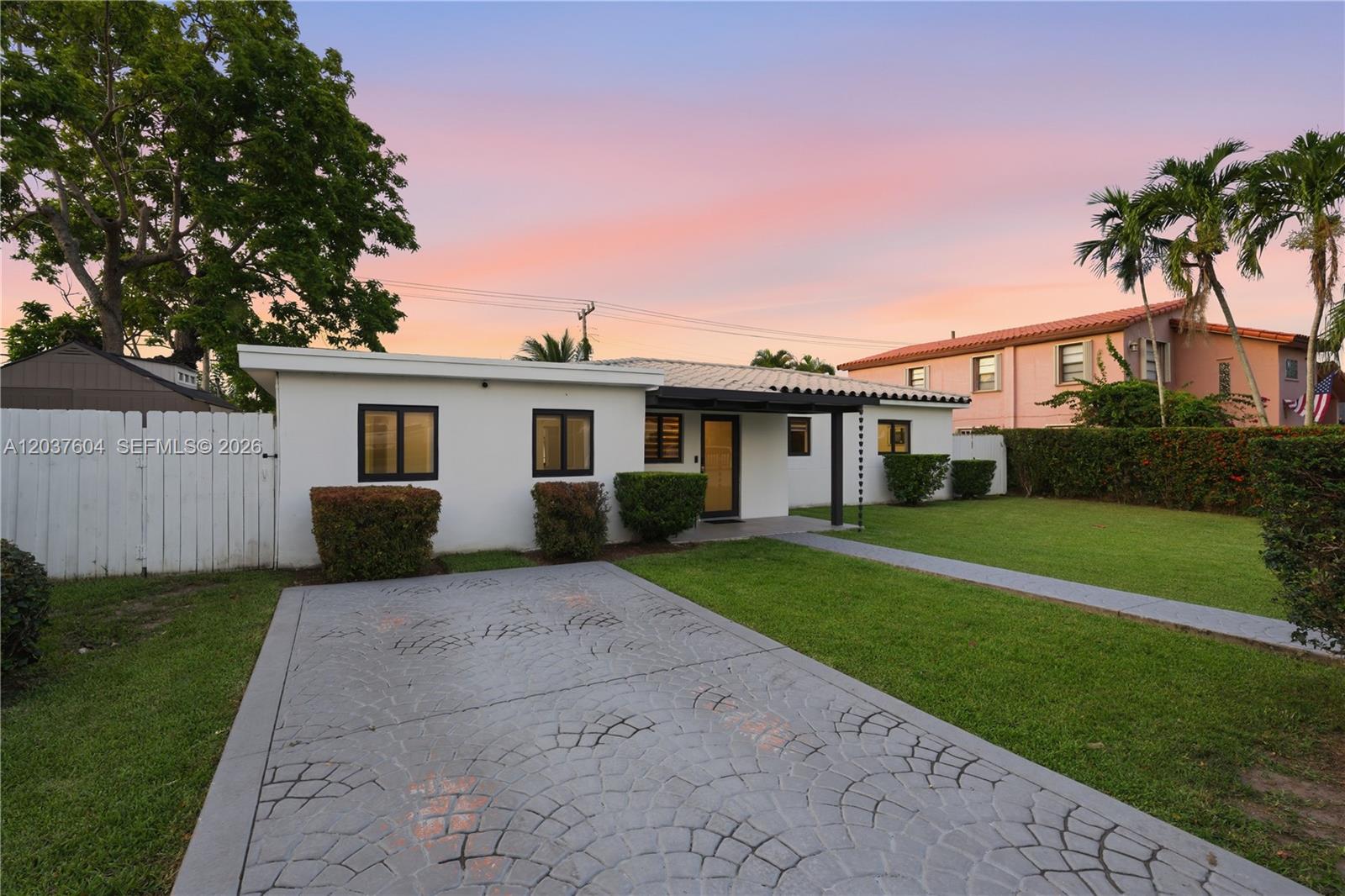 7395 Southwest 39th Street Miami, FL 33155 - Photo 45 of 48