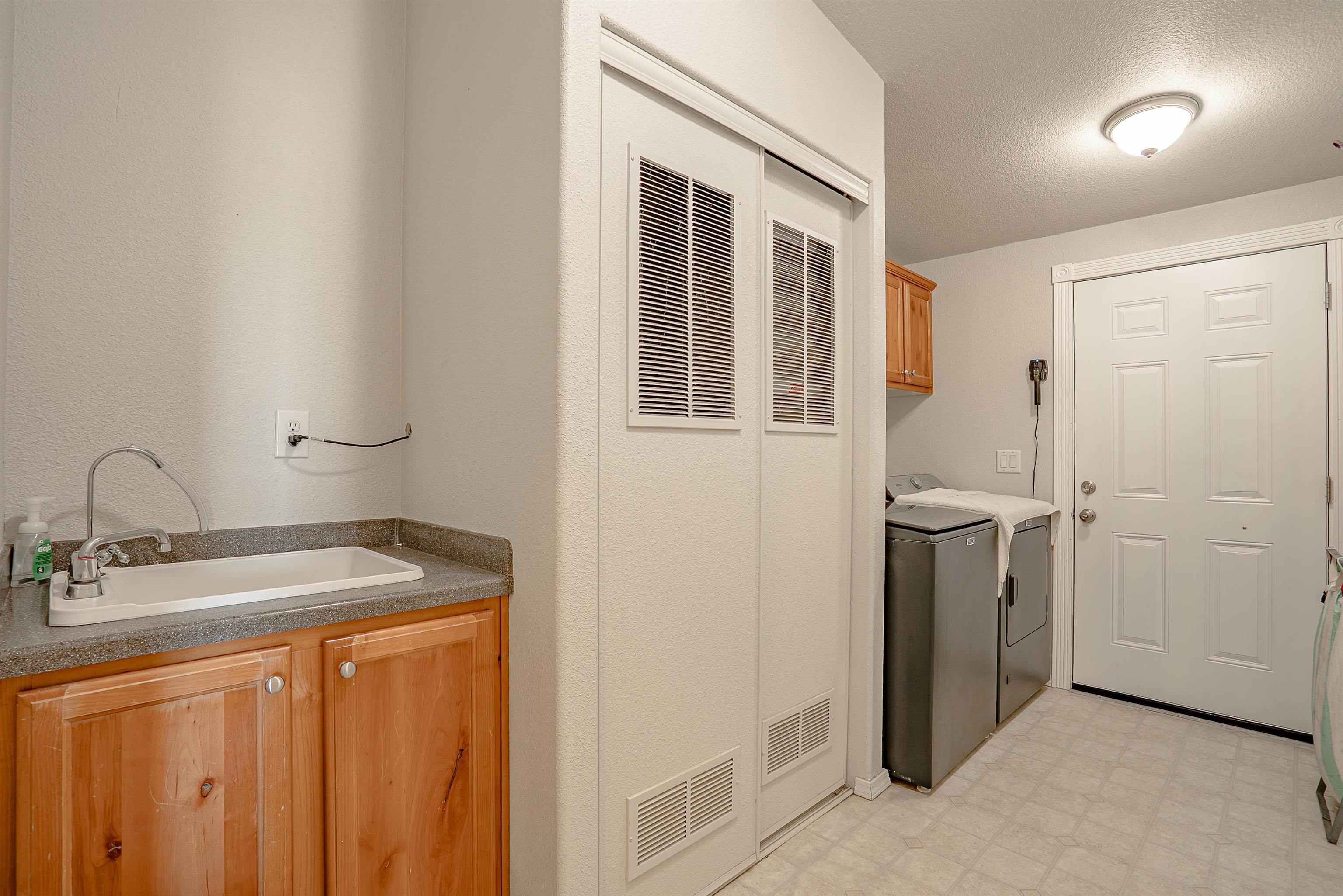 714-100 Sears Road Janesville, CA 96114 - Photo 21 of 35 a bathroom with a sink and a mirror