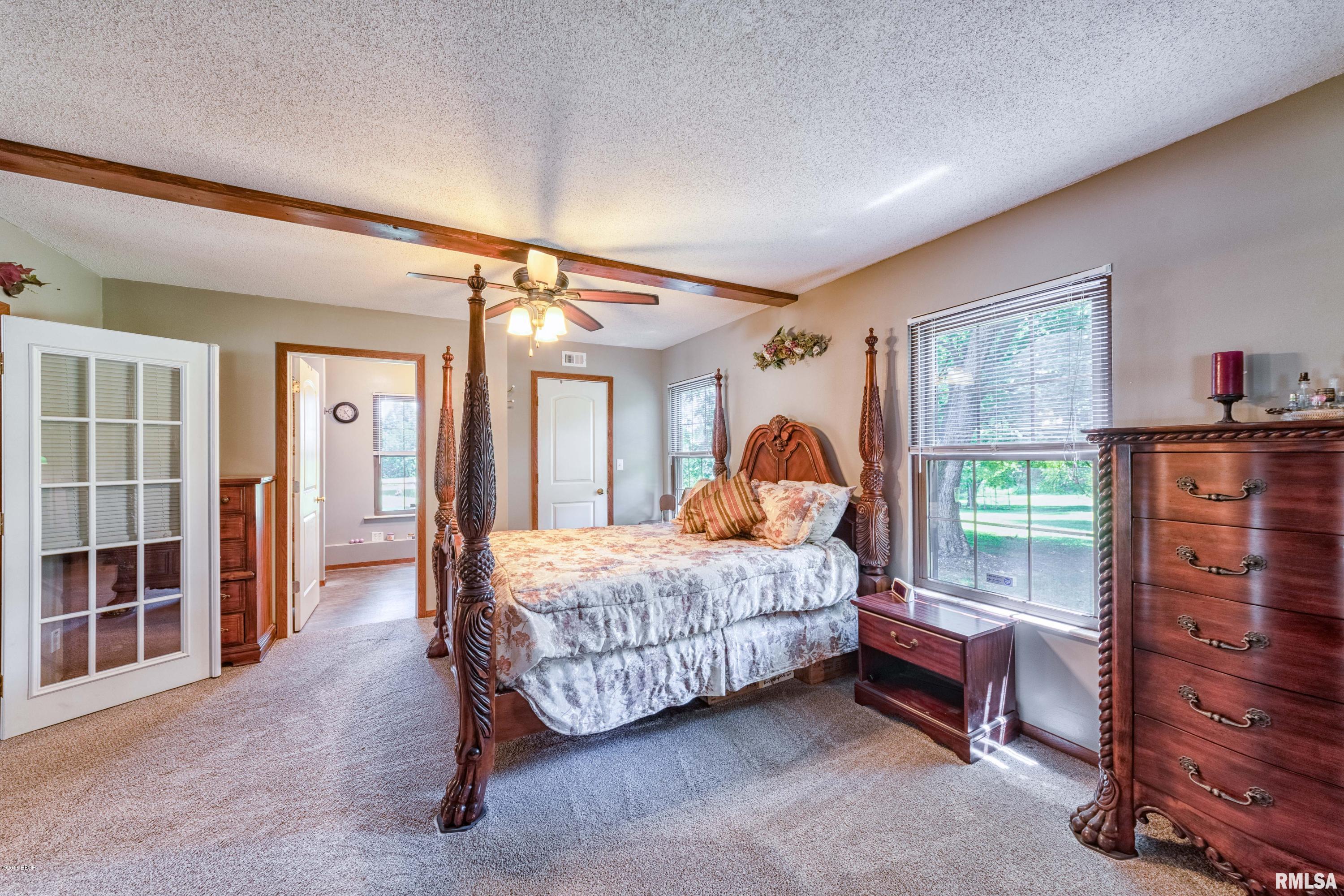 13206 Cruse Road Carterville, IL 62918 - Photo 12 of 36 Gallery Image 12