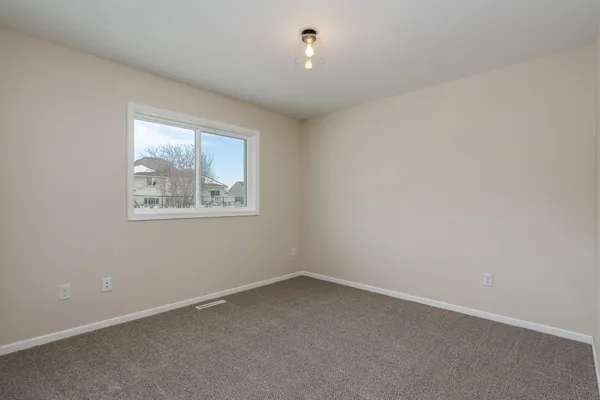 $525,000 | 108 Ella Court, Mankato, MN 56001