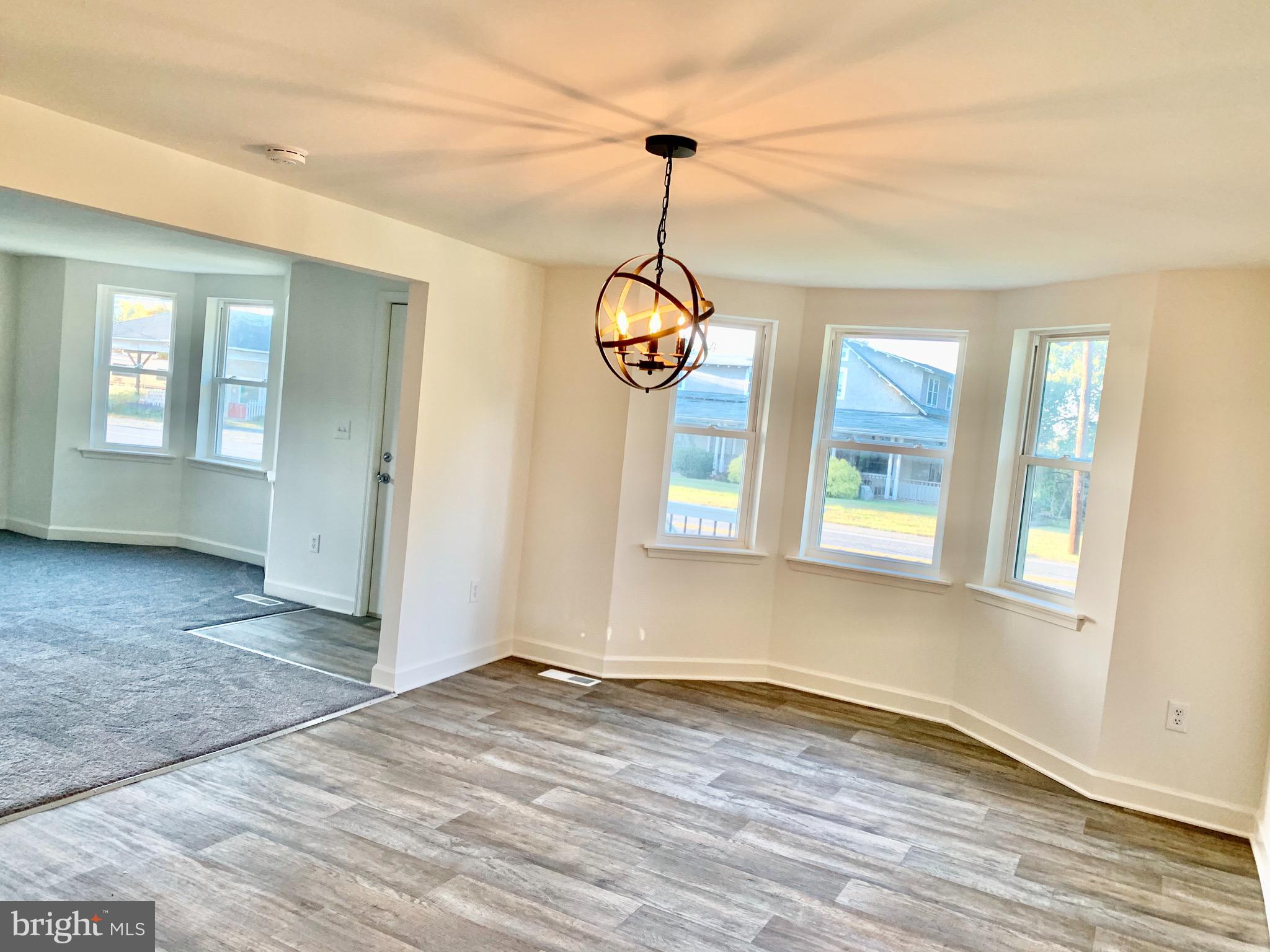 803 Philadelphia Road Joppa, MD 21085 - Photo 4 of 27 Dining room/living room
