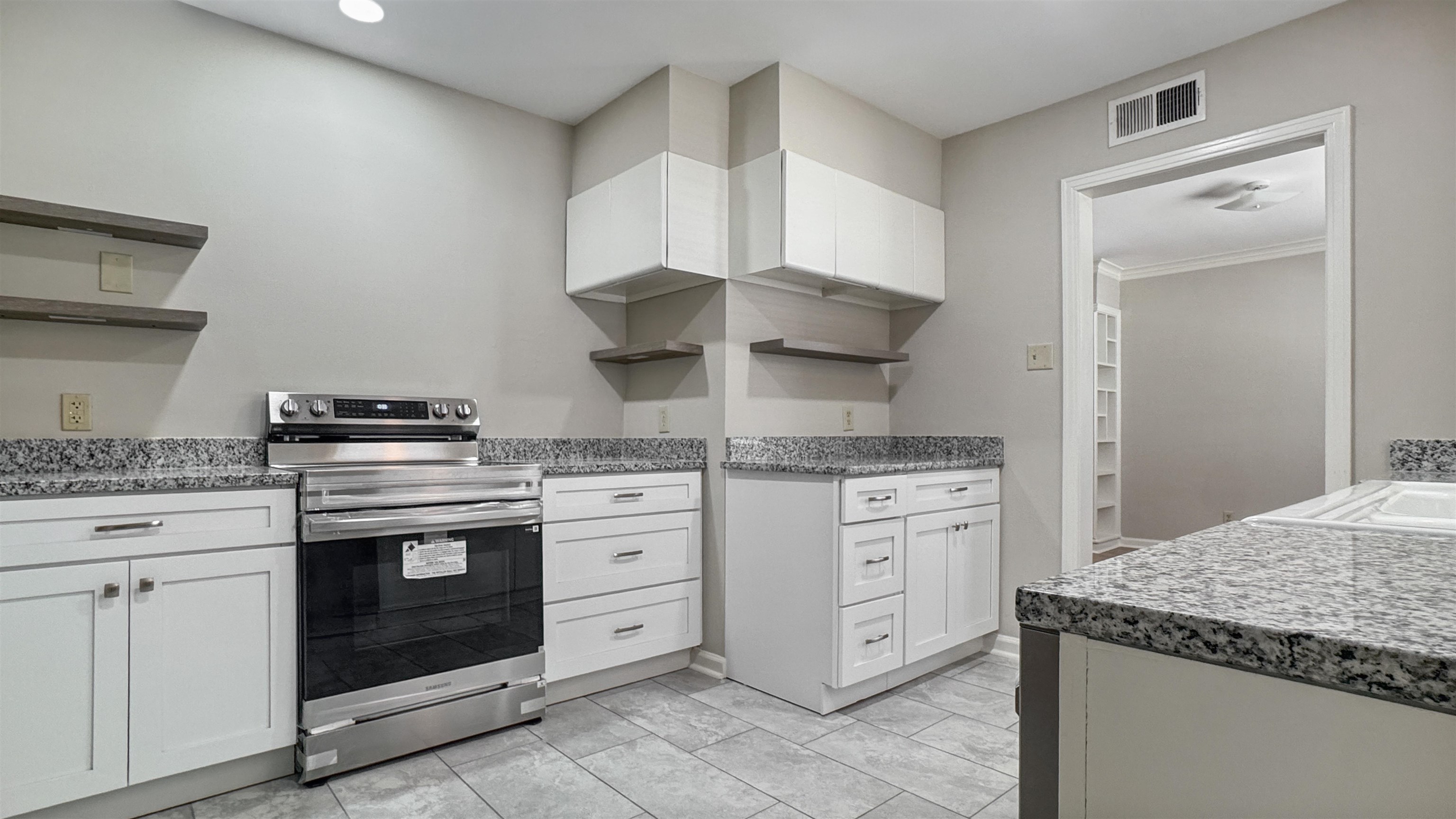 954 Ivy Road Memphis, TN 38117 - Photo 9 of 27