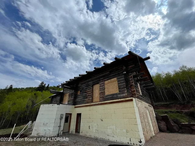 $749,900 | 777 Richardson Creek Drive, Afton, WY 83110