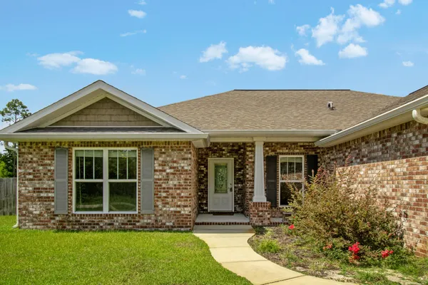 $2,750 | 8748 Estrada Street, Navarre, FL 32566