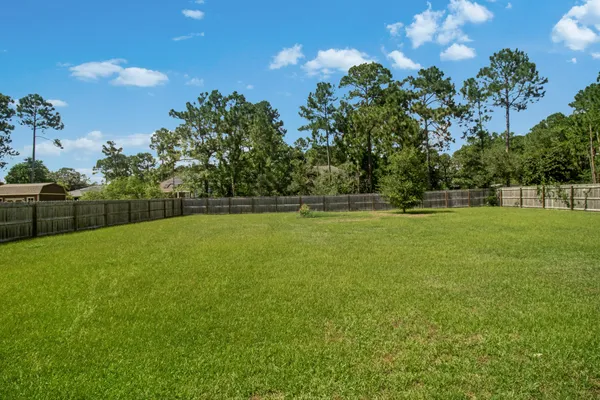 $2,750 | 8748 Estrada Street, Navarre, FL 32566