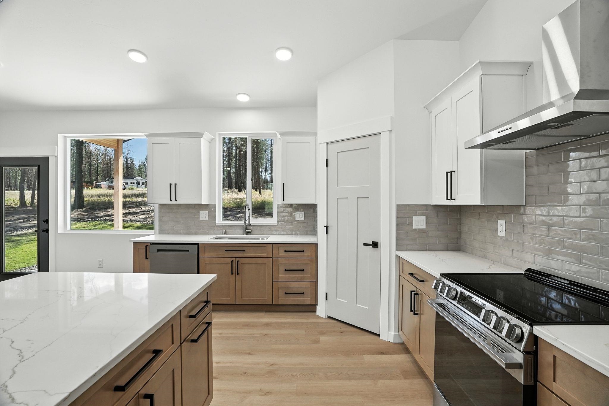 13394 East Bridges Road Elk, WA 99009 - Photo 12 of 40 Gallery Image 12
