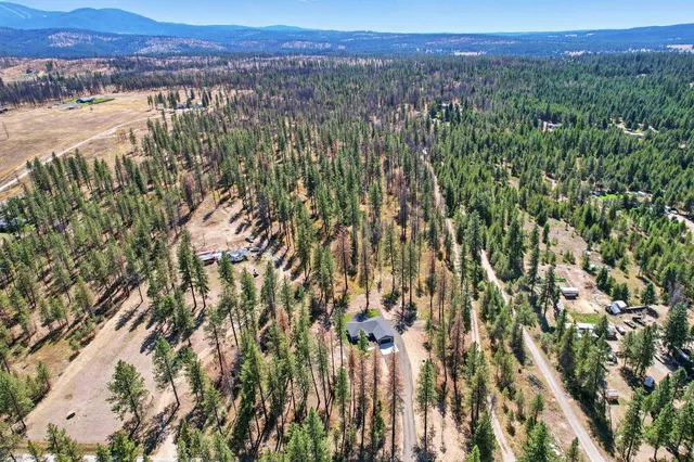 $499,000 | 13394 East Bridges Road, Elk, WA 99009