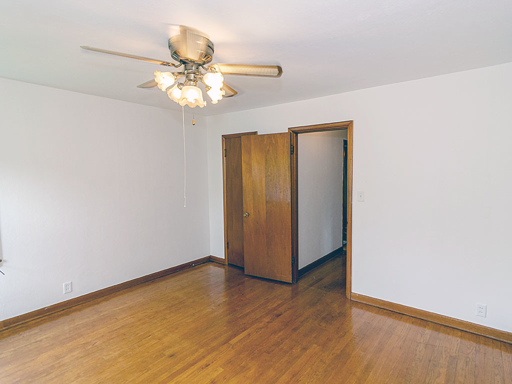 909 South Longview Road Monticello, IL 61856 - Photo 15 of 36 Gallery Image 15