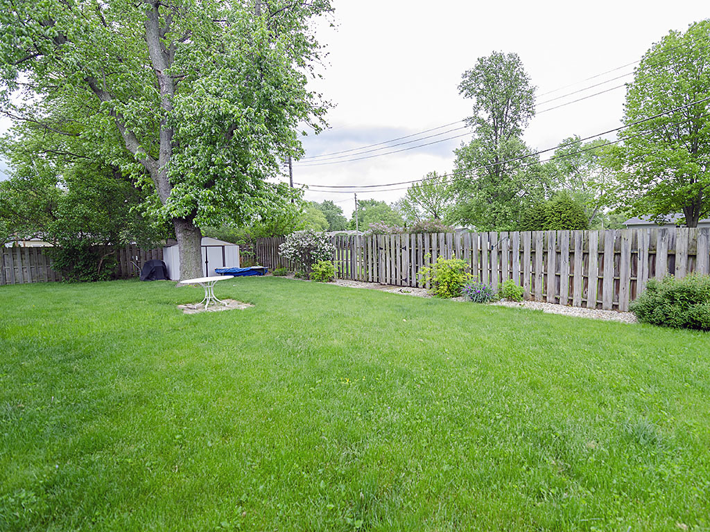 909 South Longview Road Monticello, IL 61856 - Photo 36 of 36 Gallery Image 36