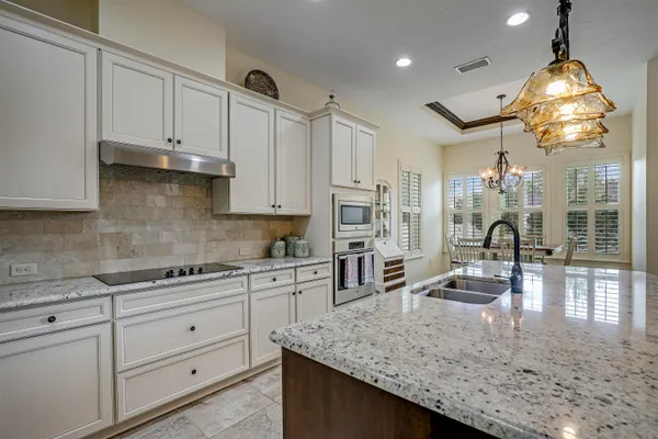 $850,000 | 729 East Dorchester Drive, St. Johns, FL 32259
