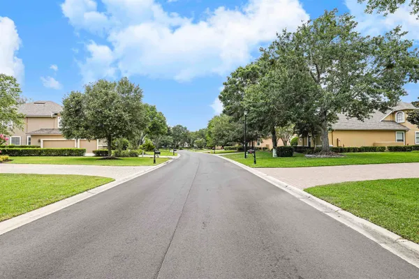 $850,000 | 729 East Dorchester Drive, St. Johns, FL 32259