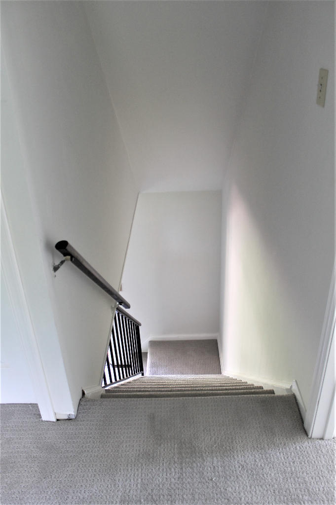 95 Lakeridge Drive Matawan, NJ 07747 - Photo 16 of 22 19