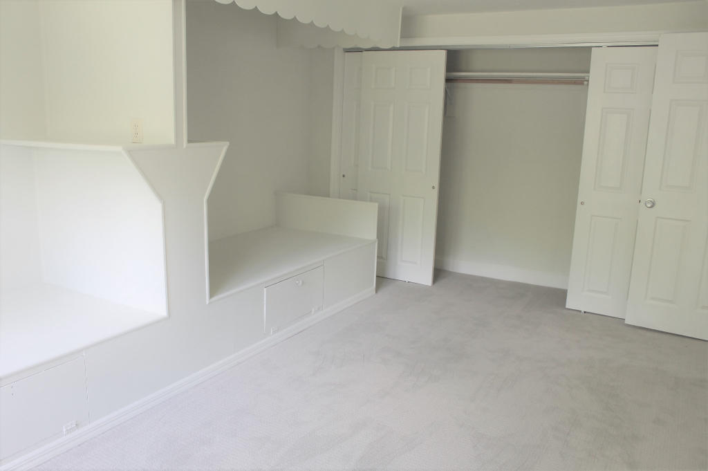 95 Lakeridge Drive Matawan, NJ 07747 - Photo 20 of 22 23