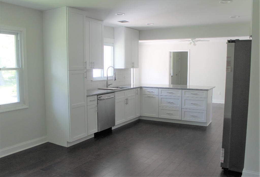 95 Lakeridge Drive Matawan, NJ 07747 - Photo 3 of 22 02