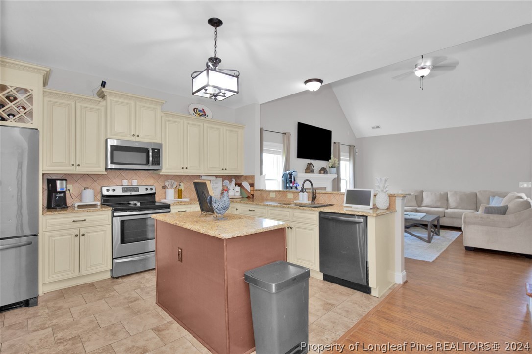 5112 Carson Allen Road Hope Mills, NC 28348 - Photo 8 of 29 Gallery Image 8