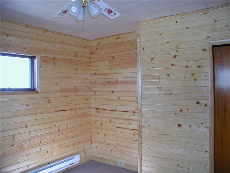 414 Broad City Of But Butler, PA 16001 - Photo 17 of 22 Bedroom.