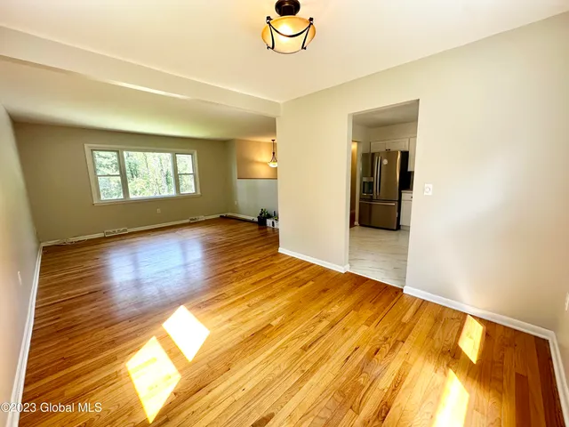 $2,900 | 14 Wendy Lane, Ballston, NY 12027