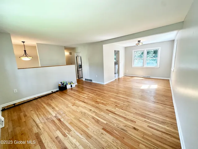 $2,900 | 14 Wendy Lane, Ballston, NY 12027