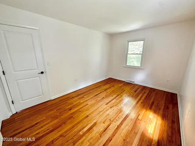 $2,900 | 14 Wendy Lane, Ballston, NY 12027