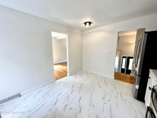 $2,900 | 14 Wendy Lane, Ballston, NY 12027