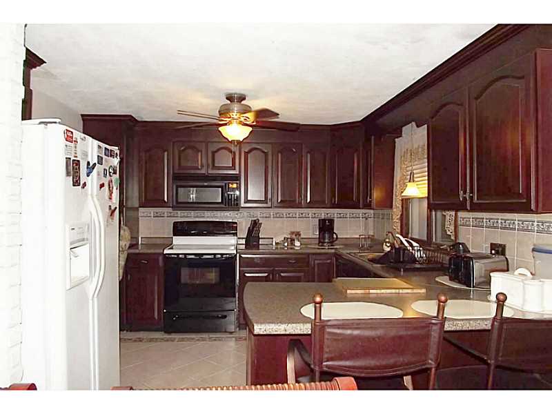 150 Brandy Brook Road Scituate, RI 02857 - Photo 3 of 16 Kitchen.