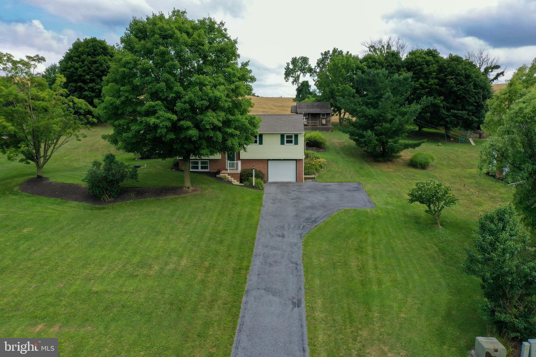 316 Long Lane Lititz, PA 17543 - Photo 7 of 49 a view of a backyard with a garden