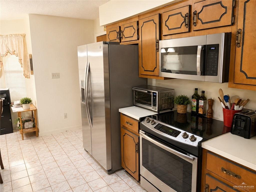2723 Rhett Drive Pharr, TX 78577 - Photo 5 of 16 Gallery Image 5