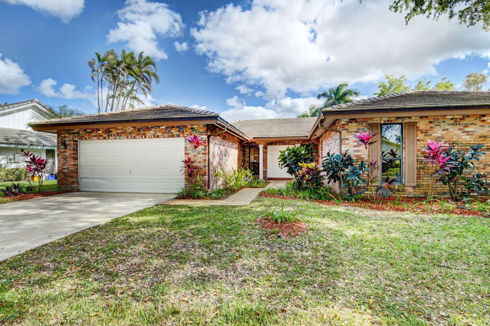 3432 Pine Haven Circle Boca Raton, FL 33431 - Photo 2 of 41 04_dsc_9200_1_2_3_4