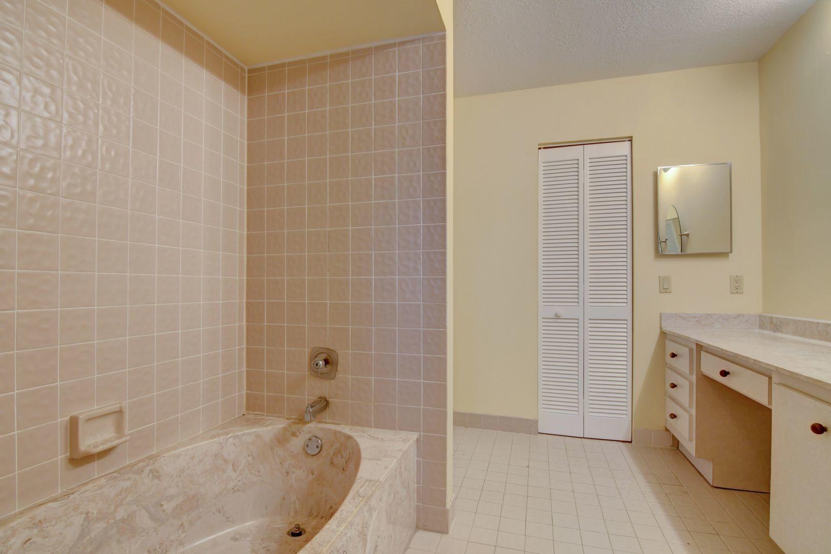 3432 Pine Haven Circle Boca Raton, FL 33431 - Photo 23 of 41 29_dsc_9490_1_2_3_4