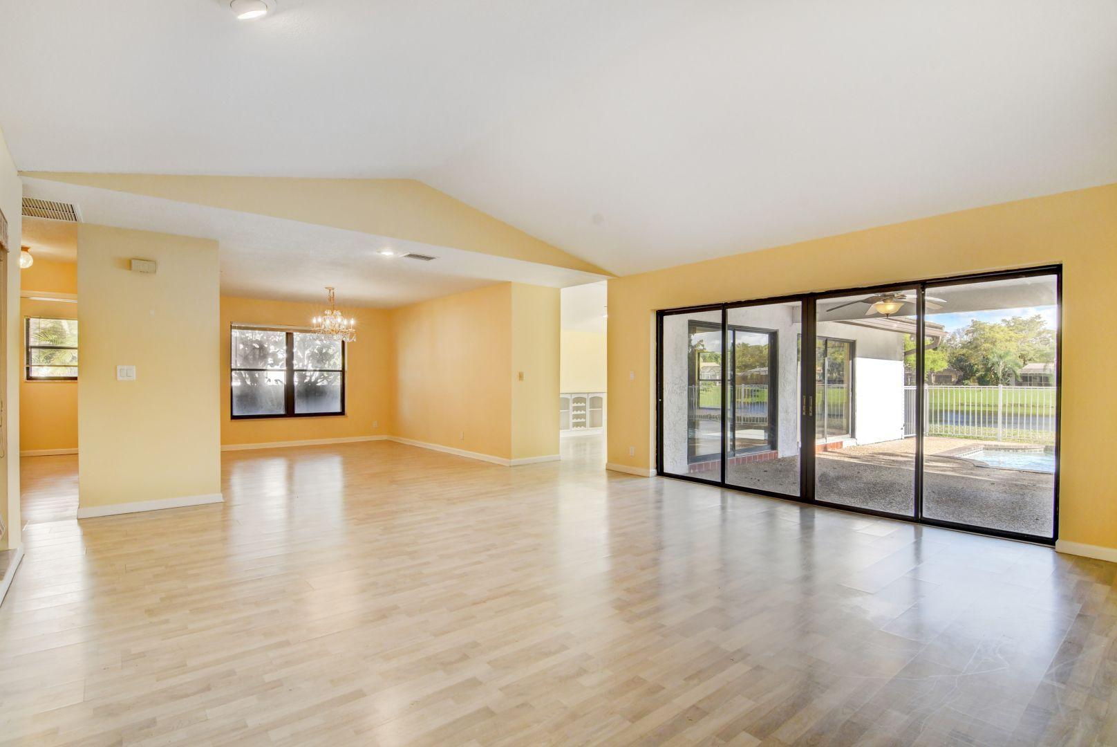 3432 Pine Haven Circle Boca Raton, FL 33431 - Photo 6 of 41 08_dsc_9245_6_7_8_9