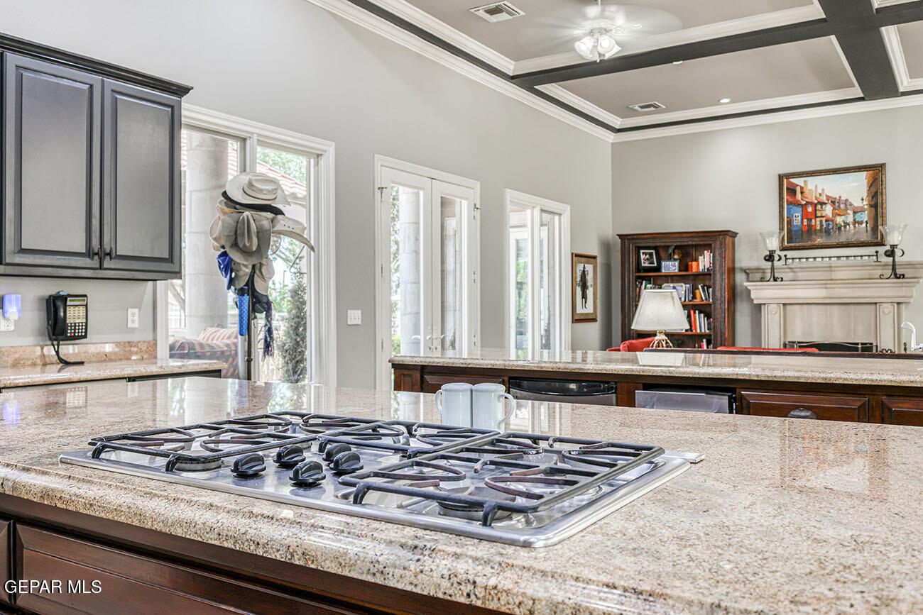 656 Cox Road El Paso, TX 79932 - Photo 26 of 99 362A8480_HDR