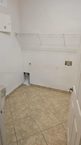 $4,200 | 2802 Quiet Water Trail, Unit 2802, Kissimmee, FL 34744