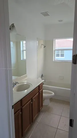 $4,200 | 2802 Quiet Water Trail, Unit 2802, Kissimmee, FL 34744