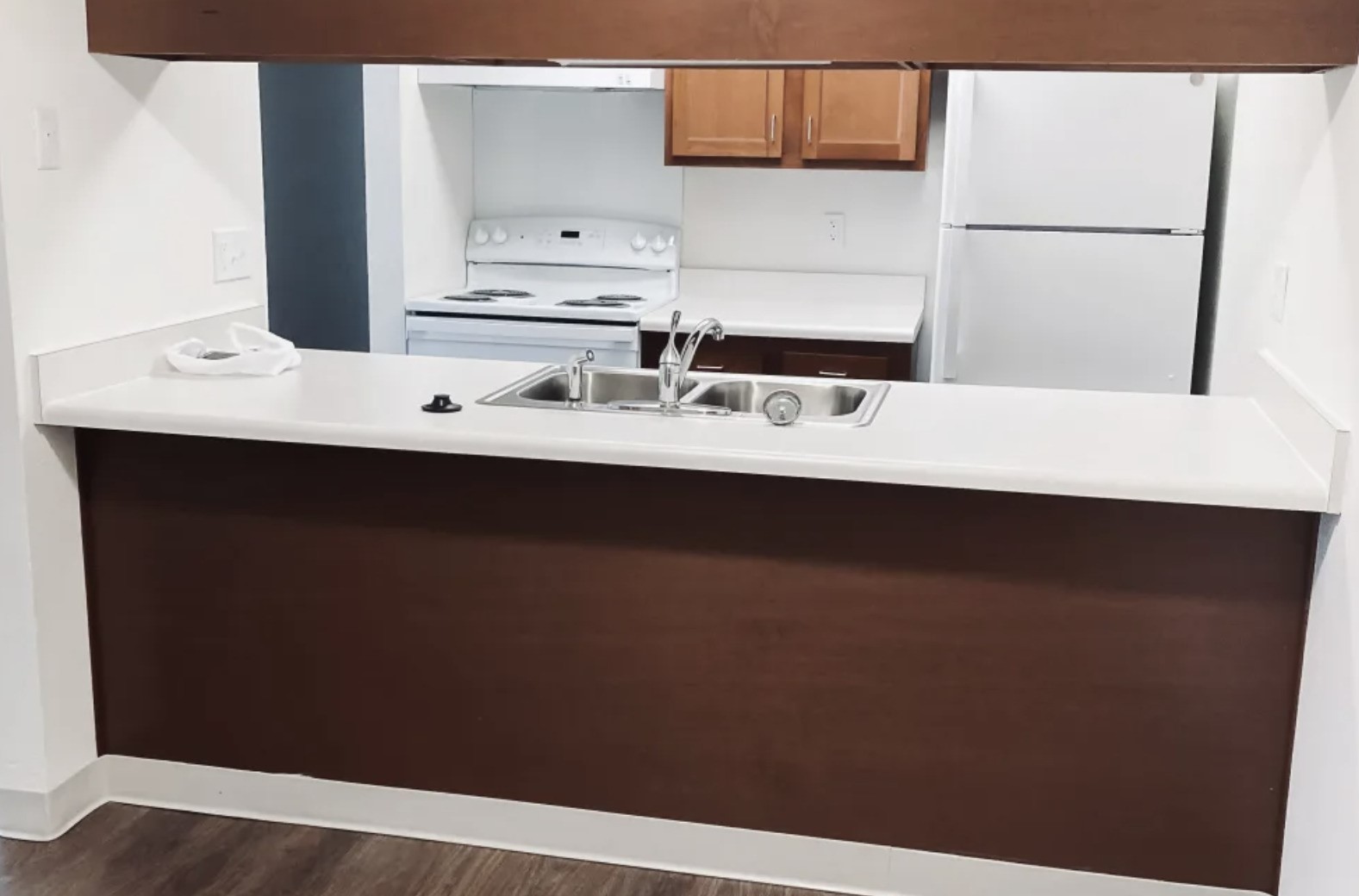 260 North Maple Road Saline, MI 48176 - Photo 6 of 11