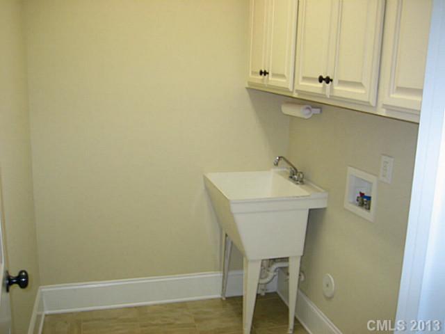 13807 Jonathans Ridge Road Charlotte, NC 28227 - Photo 11 of 16 Gallery Image 11