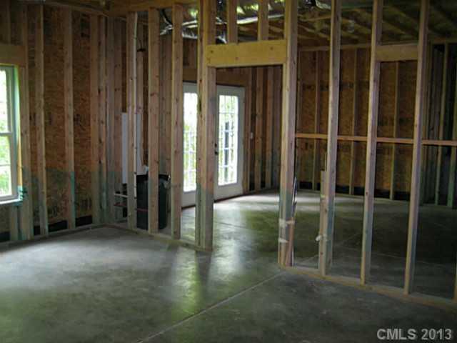 13807 Jonathans Ridge Road Charlotte, NC 28227 - Photo 14 of 16 Gallery Image 14