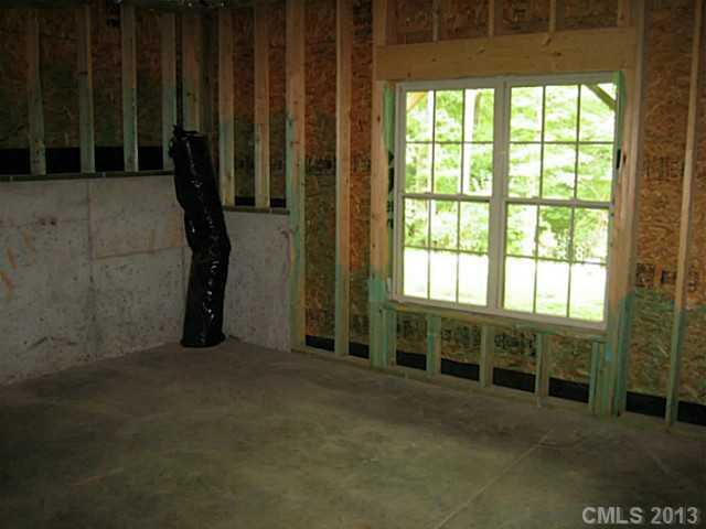 13807 Jonathans Ridge Road Charlotte, NC 28227 - Photo 15 of 16 Gallery Image 15