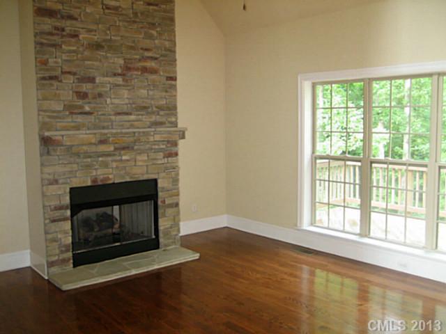 13807 Jonathans Ridge Road Charlotte, NC 28227 - Photo 7 of 16 Gallery Image 7
