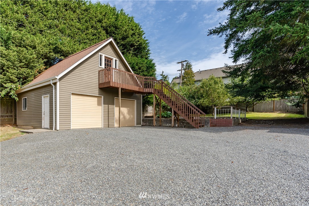 19722 100th Avenue Northeast Bothell, WA 98011 - Photo 26 of 31 Gallery Image 26